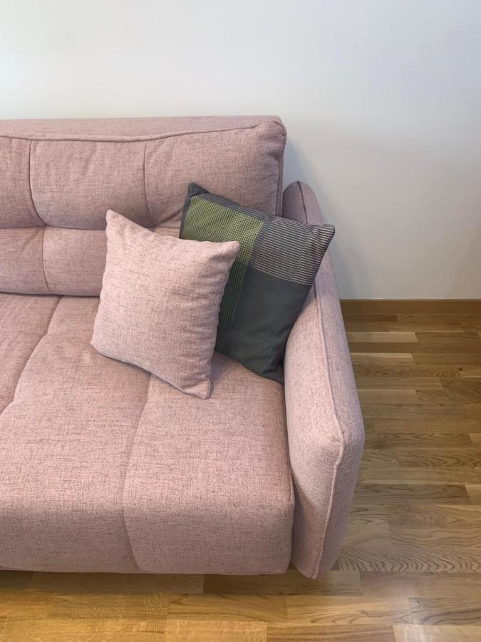 Pink Modern Apartment Skopje Luaran gambar